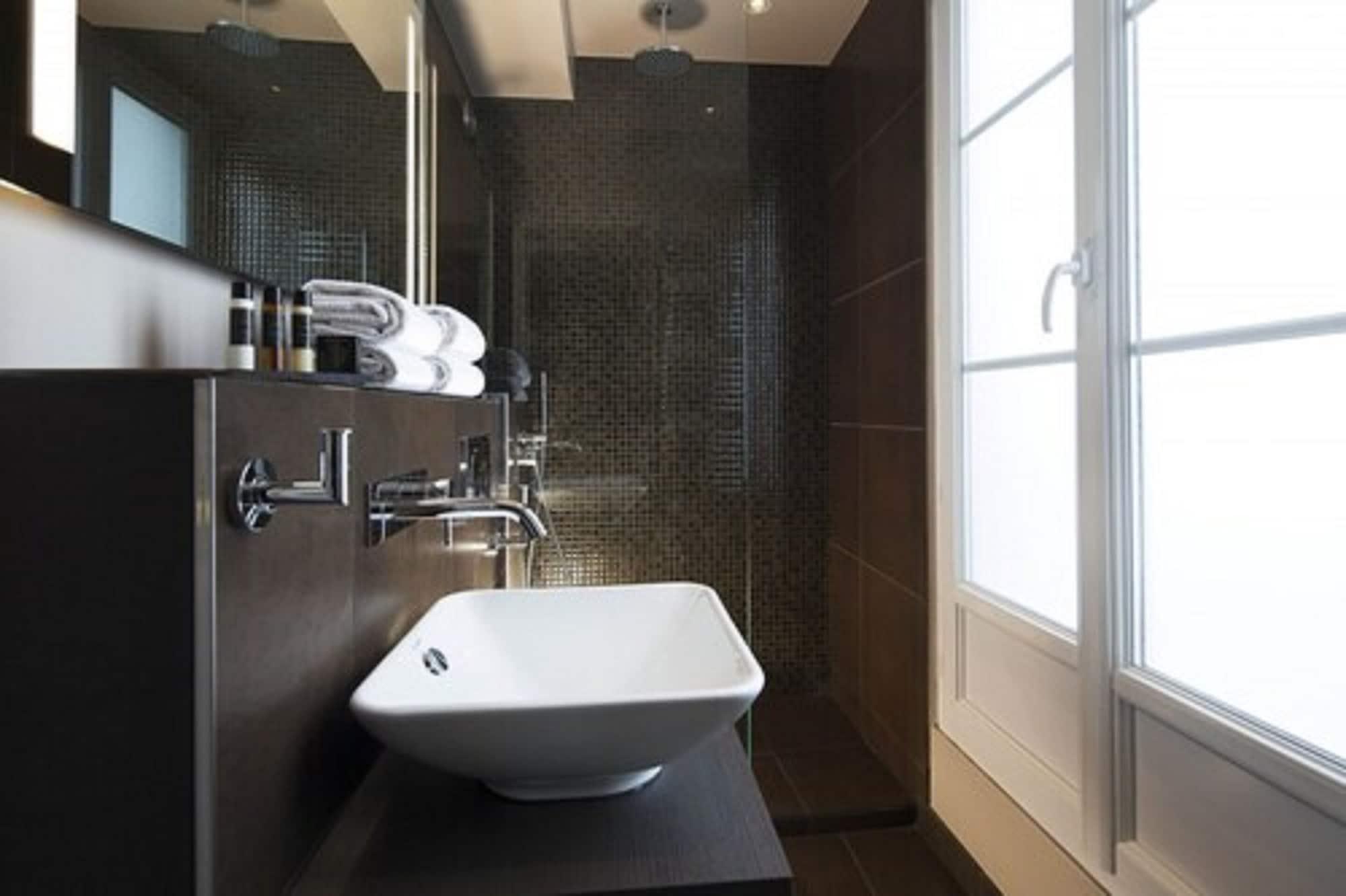 Best Western Quartier Latin Pantheon Paris Exterior photo